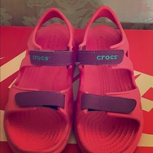 big crocs shoes